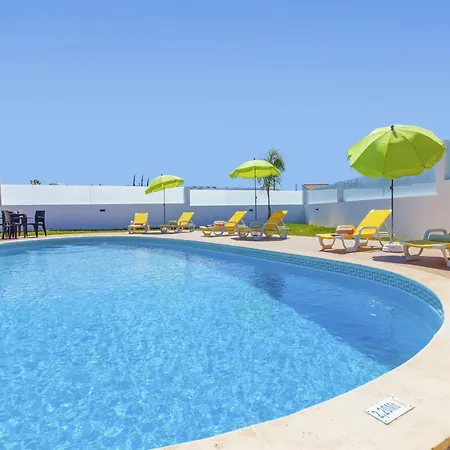 Villa In Gale Near Golden Beaches فيلة