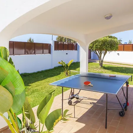 Villa In Gale Near Golden Beaches *