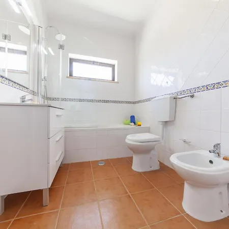 Villa In Gale Near Golden Beaches *